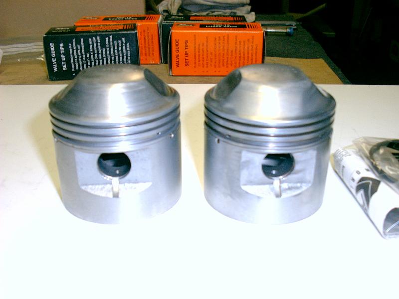 PICT0009_2.JPG - new piston